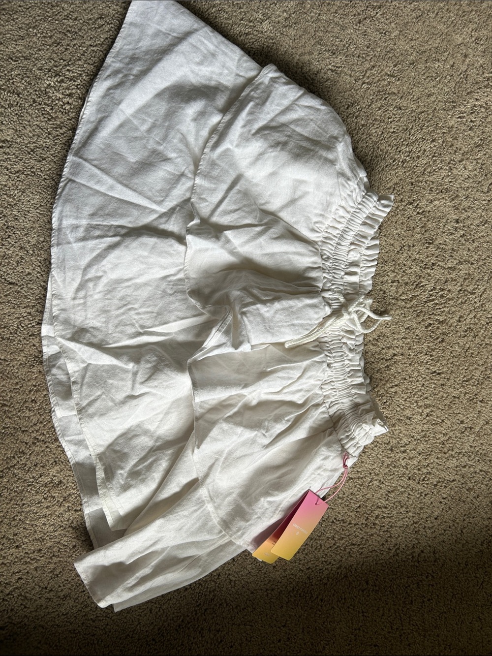 Size small white ruffle skirt NWT